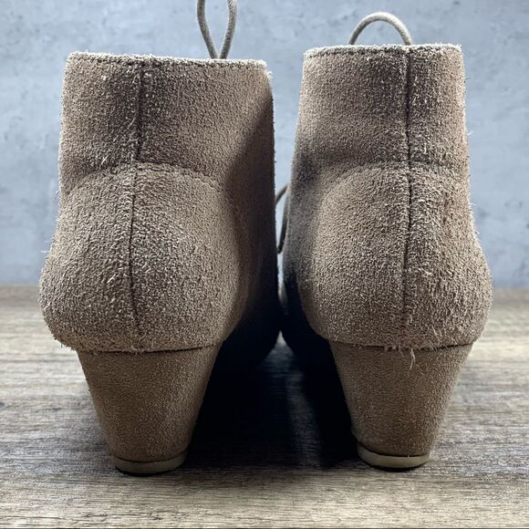 Nine West Womens Lazona Tan Suede Boots size 7.5.. - Picture 5 of 9